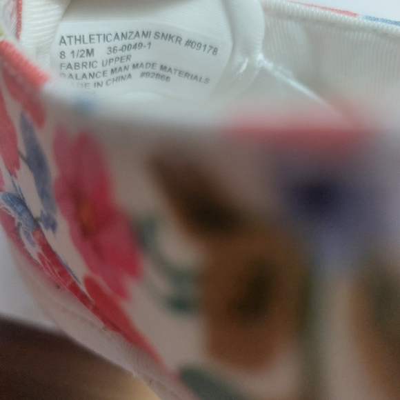 COMFORTVIEW Women's Floral Print Multicolor Slip-on Sneakers Size 8.5M - Picture 7 of 9